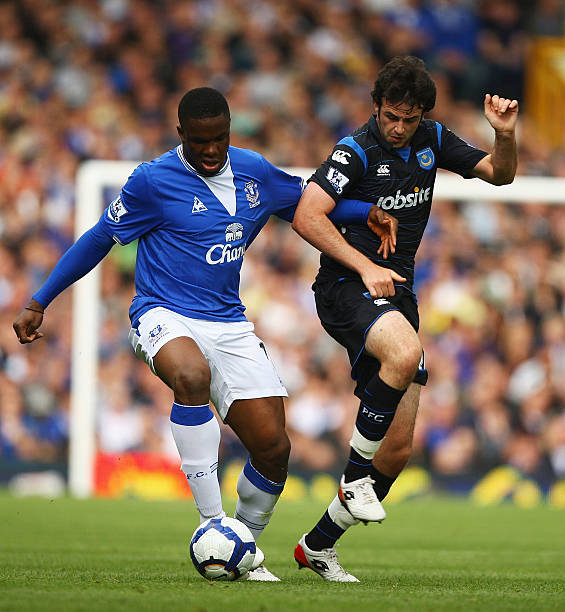 据一席之地 据一席之地